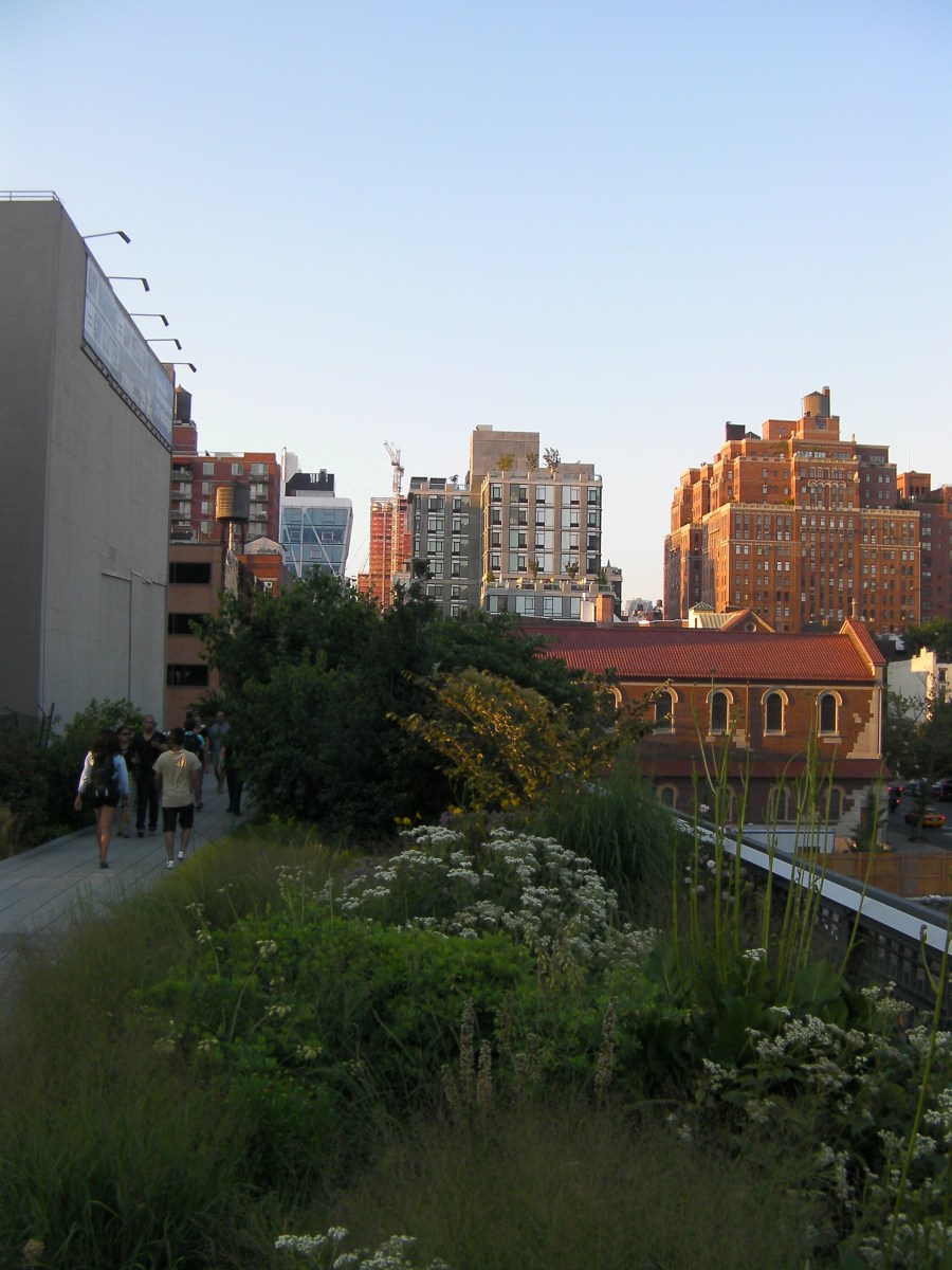 SANYO DIGITAL CAMERA